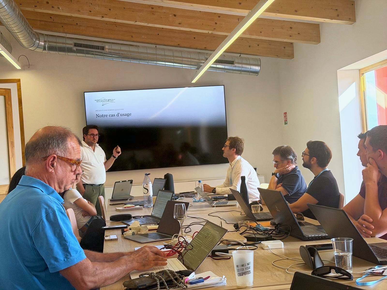 Séance de travail au hackathon GoodBarber pendant le Corsica AI Day